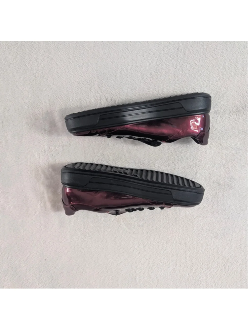 Ara HighSoft Metallic Burgundy Patent Leather Lace Up Sneakers Shoes - Size 7
